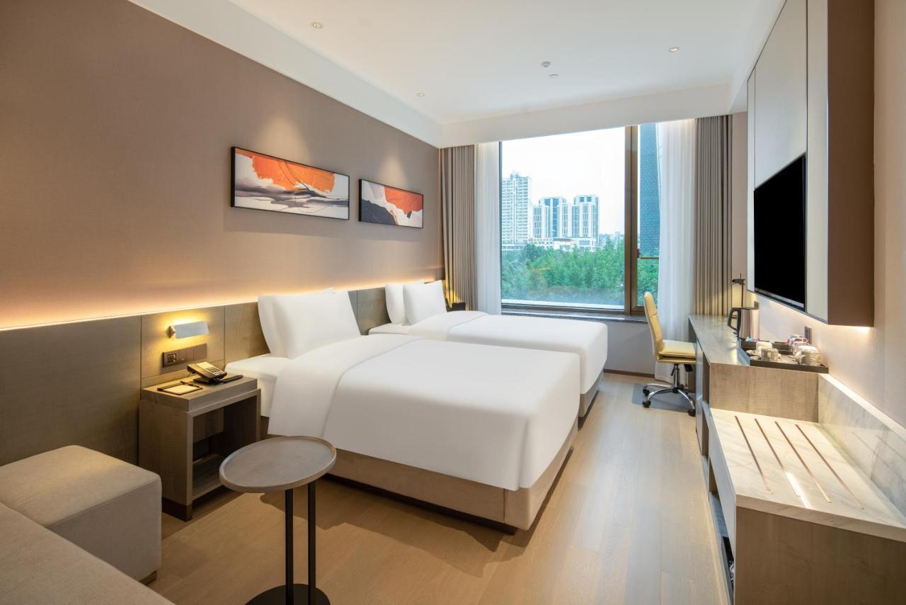 Hyatt Place Linyi People Square Eksteriør bilde